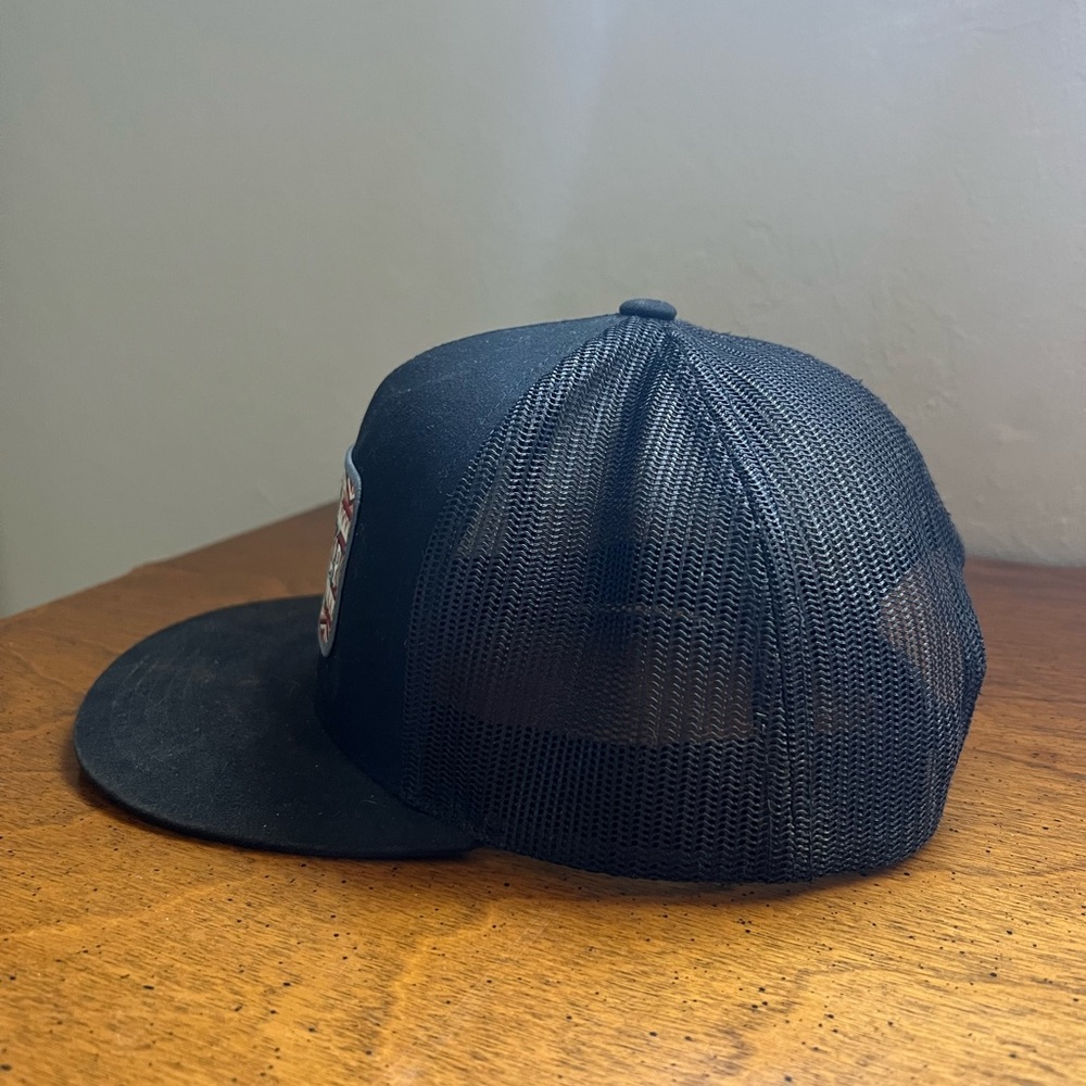 Hat - Picture 4 of 5